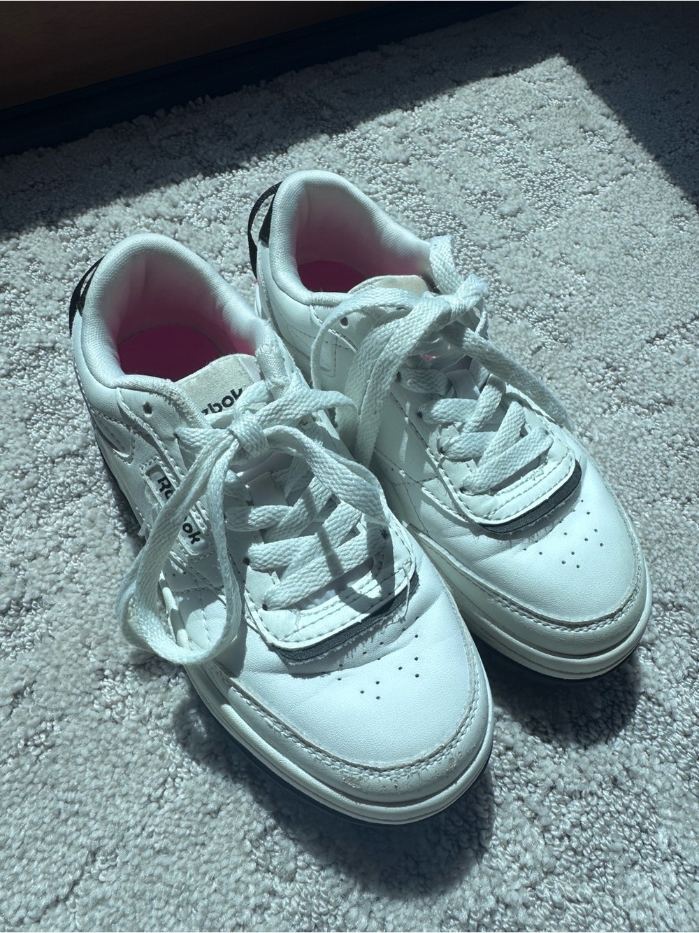 Reebok White Kids Sneakers with Pink Inner Lining